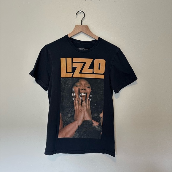 LIZZO Black Graphic T-Shirt - Picture 1 of 4